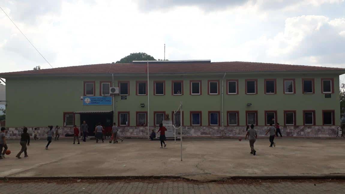 Kumkuyucak Tiyenli Ortaokulu Fotoğrafı